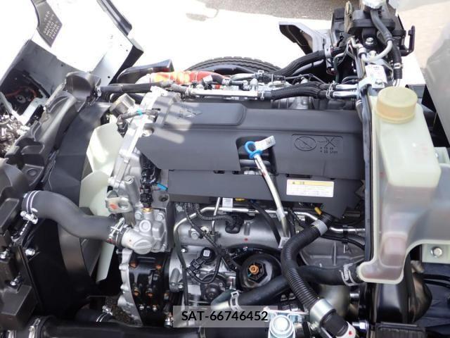 Mitsubishi CANTER 2025-07 8561365-26