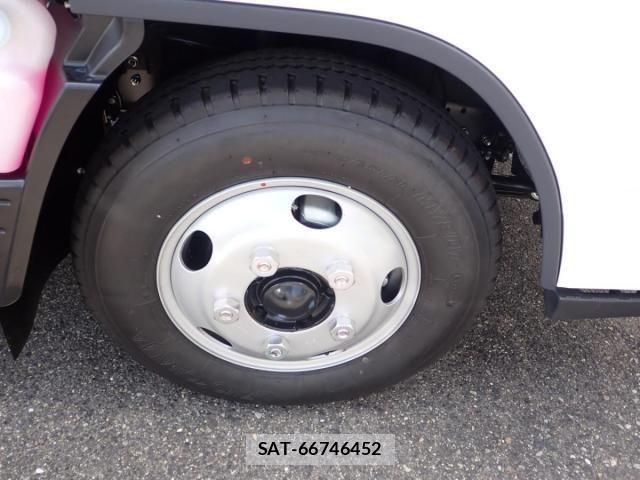 Mitsubishi CANTER 2025-07 8561365-29