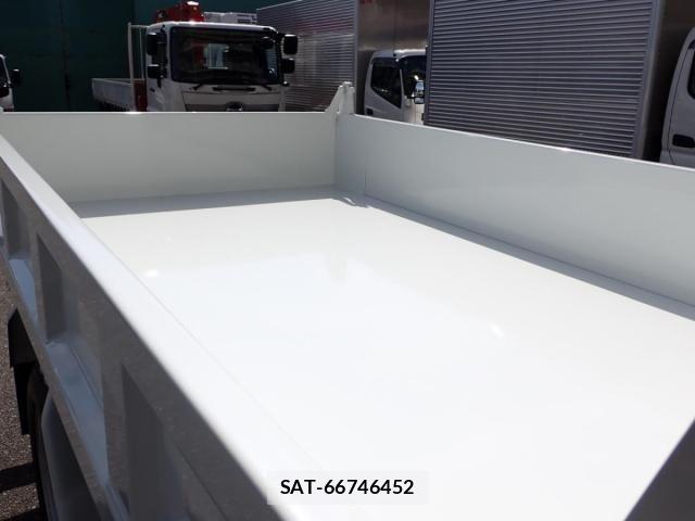 Mitsubishi CANTER 2025-07 8561365-5