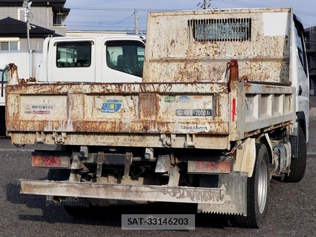Mitsubishi CANTER 2019-07 8561366-2
