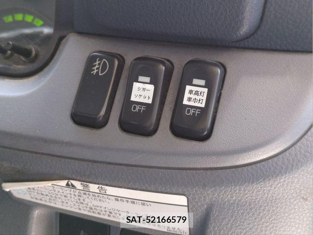 Mitsubishi CANTER 2015-10 8626095-12