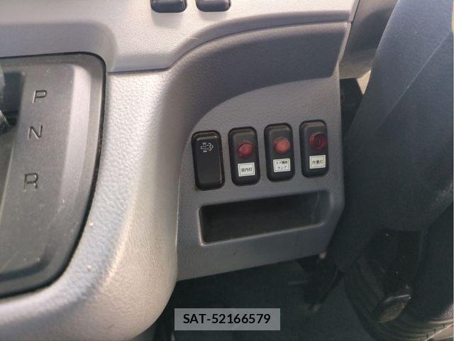 Mitsubishi CANTER 2015-10 8626095-13