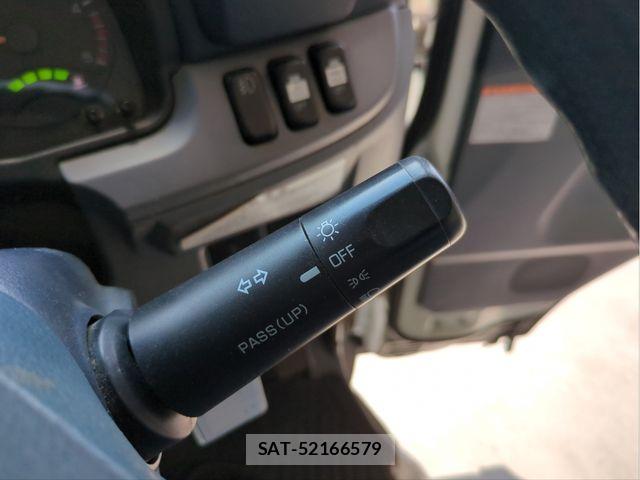 Mitsubishi CANTER 2015-10 8626095-29