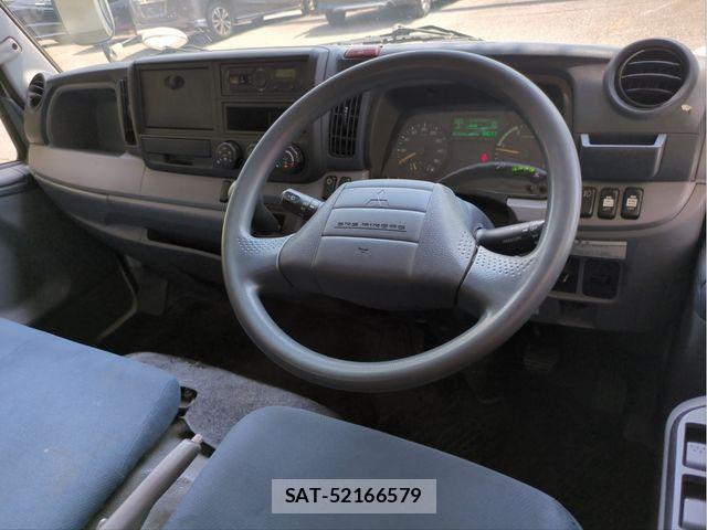 Mitsubishi CANTER 2015-10 8626095-5
