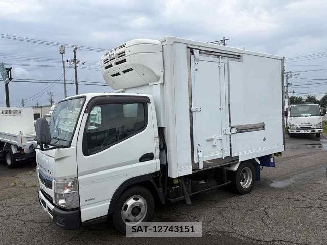 Mitsubishi CANTER 2018-12 8626084-0