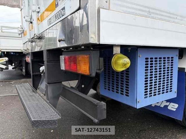 Mitsubishi CANTER 2018-12 8626084-16