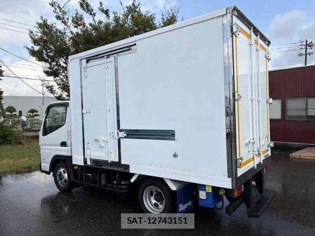 Mitsubishi CANTER 2018-12 8626084-3