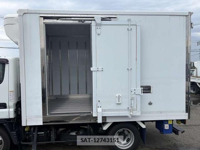 Mitsubishi CANTER 2018-12 8626084-6