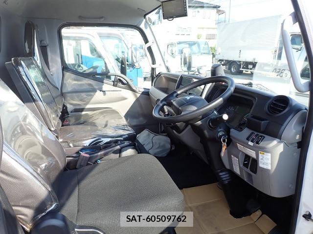 Mitsubishi CANTER 2019-07 8626076-11