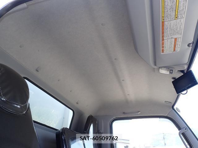 Mitsubishi CANTER 2019-07 8626076-12
