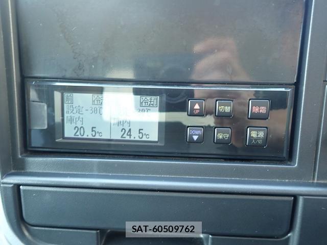 Mitsubishi CANTER 2019-07 8626076-16