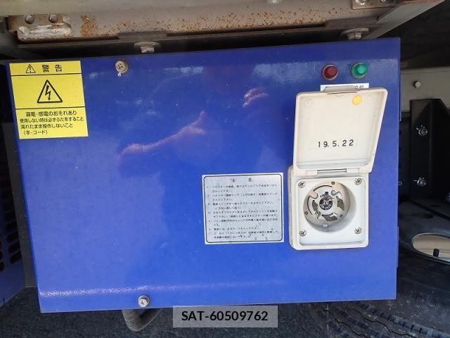 Mitsubishi CANTER 2019-07 8626076-18