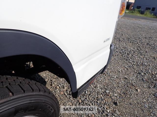 Mitsubishi CANTER 2019-07 8626076-26