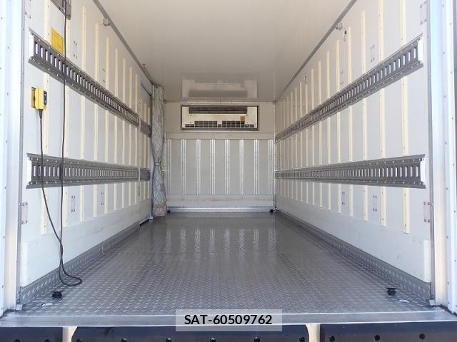 Mitsubishi CANTER 2019-07 8626076-6