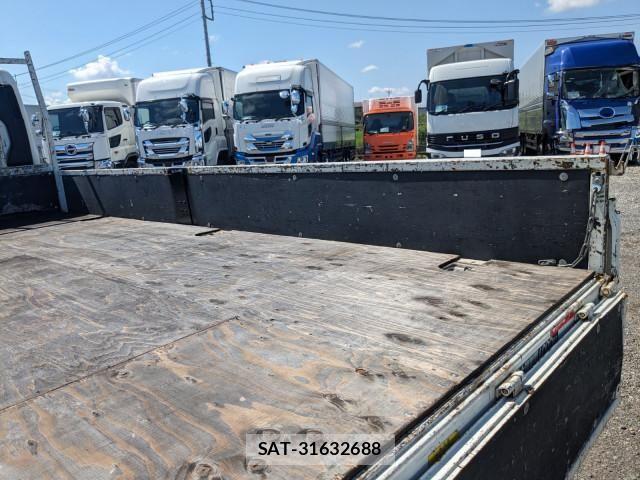 Mitsubishi CANTER 2019-07 8626083-13