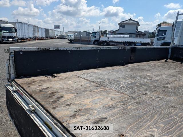 Mitsubishi CANTER 2019-07 8626083-14