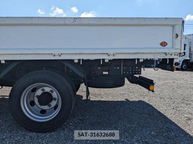 Mitsubishi CANTER 2019-07 8626083-15