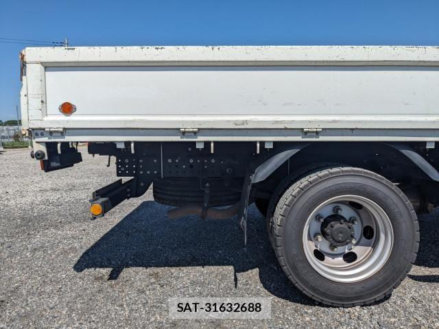Mitsubishi CANTER 2019-07 8626083-21