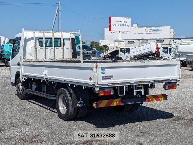 Mitsubishi CANTER 2019-07 8626083-2