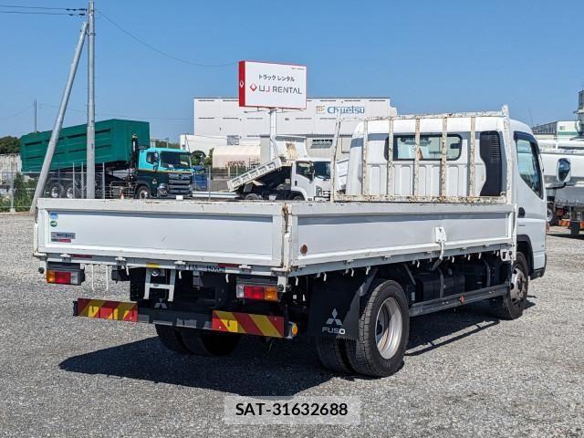 Mitsubishi CANTER 2019-07 8626083-3