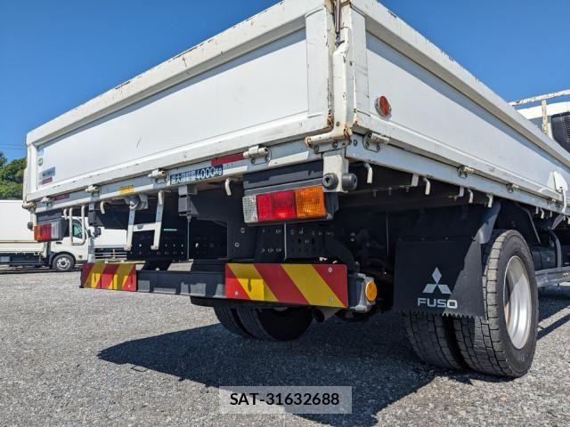 Mitsubishi CANTER 2019-07 8626083-5