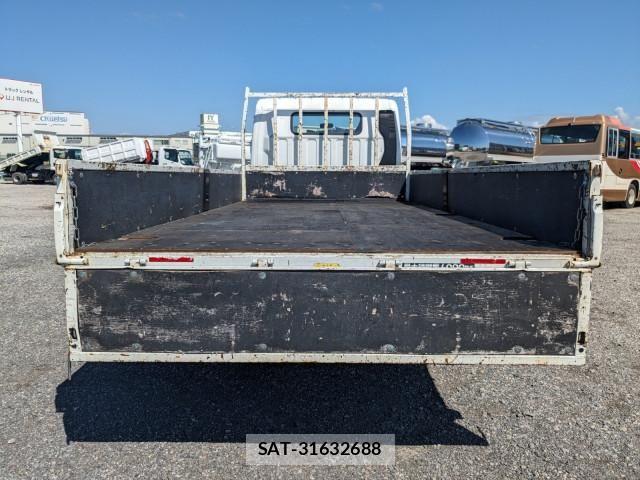 Mitsubishi CANTER 2019-07 8626083-7