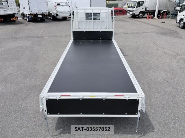 Mitsubishi CANTER 2026-04 8626079-15