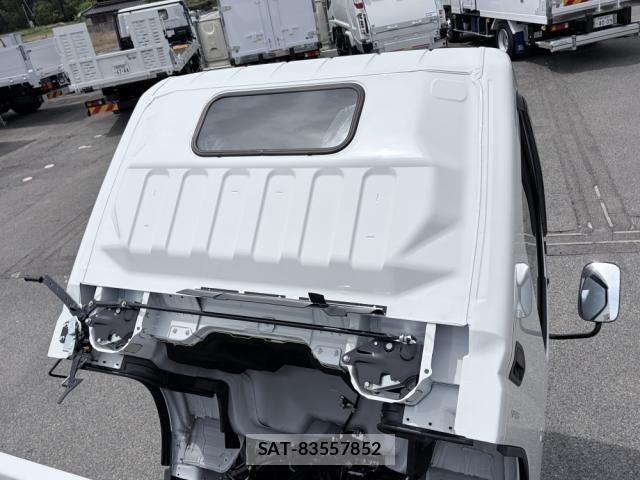 Mitsubishi CANTER 2026-04 8626079-24