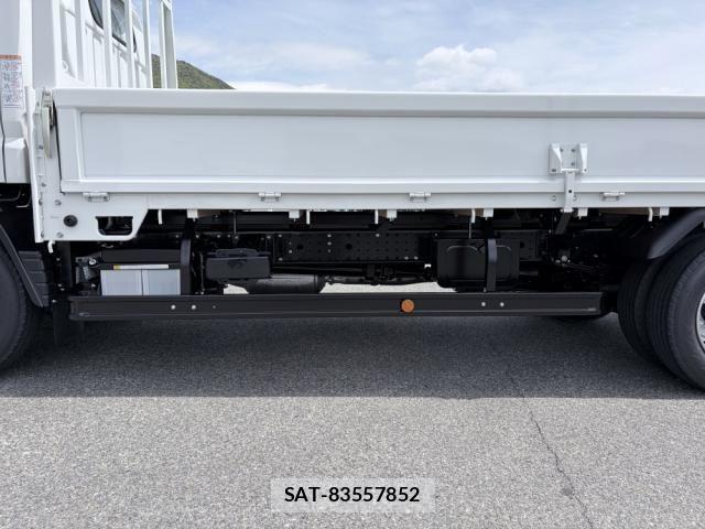 Mitsubishi CANTER 2026-04 8626079-27