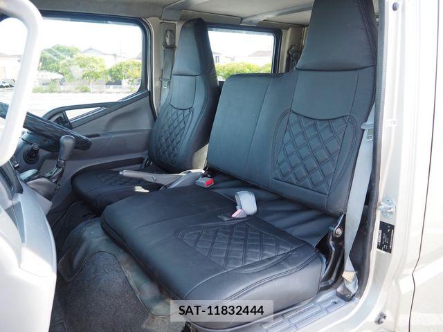 Mitsubishi CANTER 2014-09 8626093-22