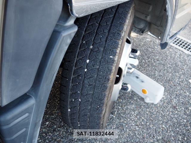 Mitsubishi CANTER 2014-09 8626093-28