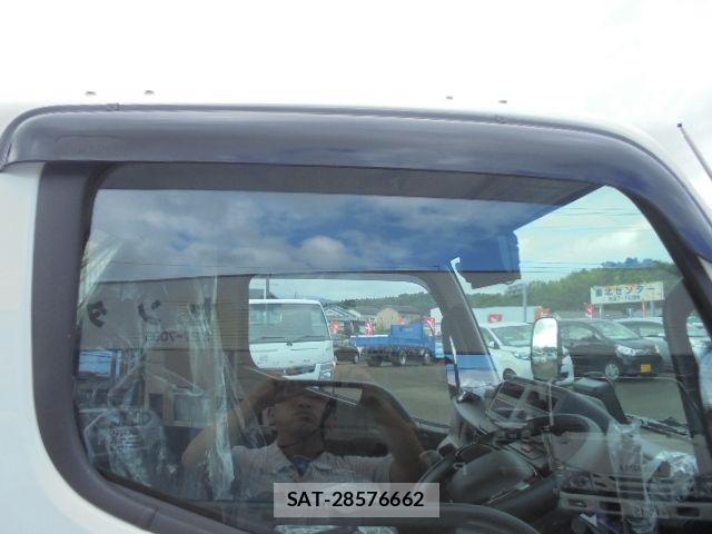 Mitsubishi CANTER 2026-04 8626077-11