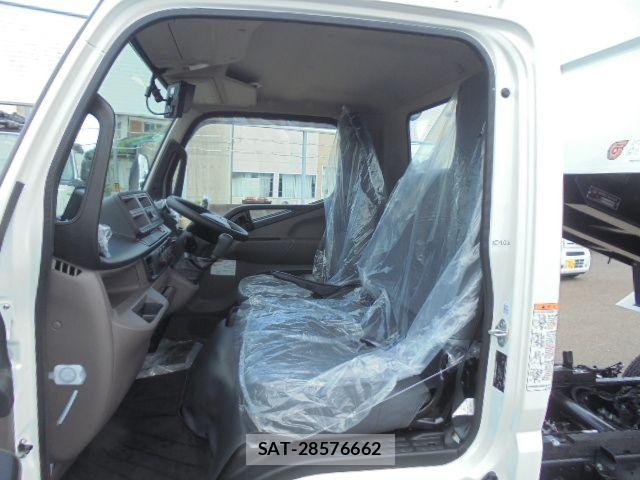 Mitsubishi CANTER 2026-04 8626077-5