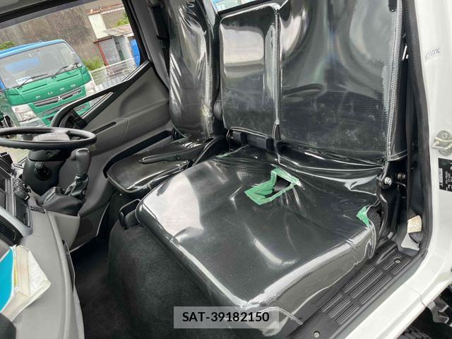 Mitsubishi CANTER 2019-08 8626089-22