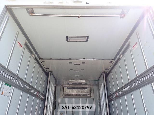 Mitsubishi CANTER 2017-02 8626081-9