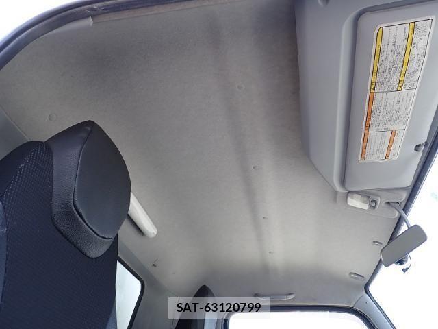 Mitsubishi CANTER 2017-02 8626081-14