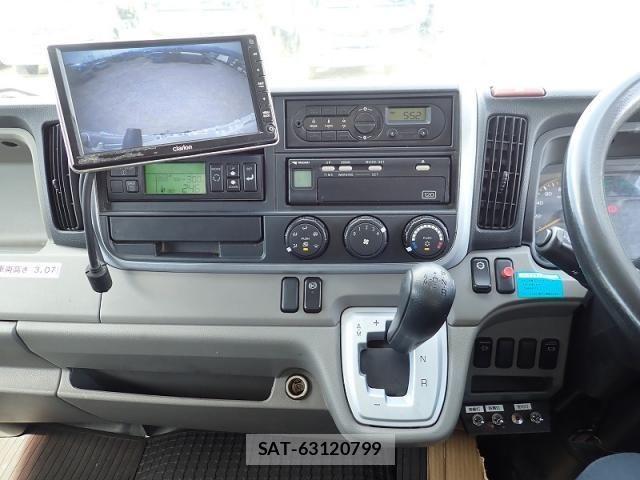 Mitsubishi CANTER 2017-02 8626081-17