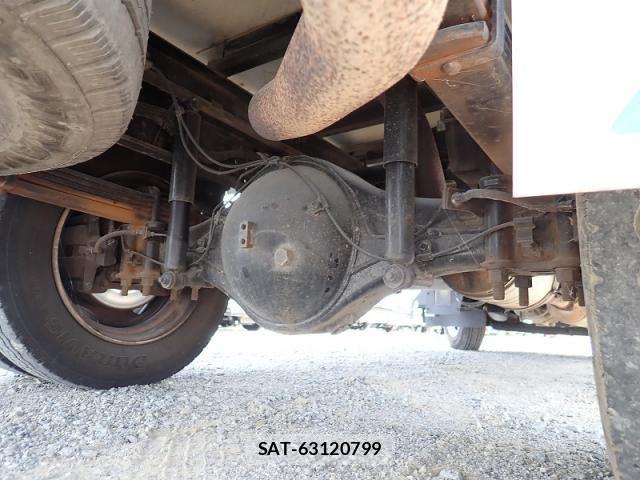 Mitsubishi CANTER 2017-02 8626081-22