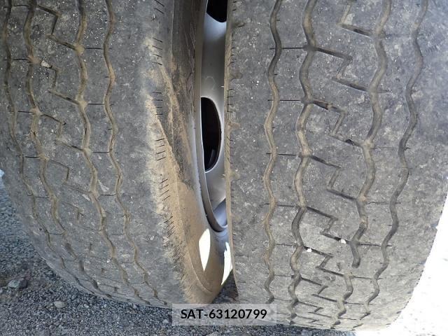 Mitsubishi CANTER 2017-02 8626081-23
