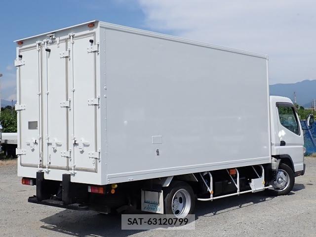 Mitsubishi CANTER 2017-02 8626081-2