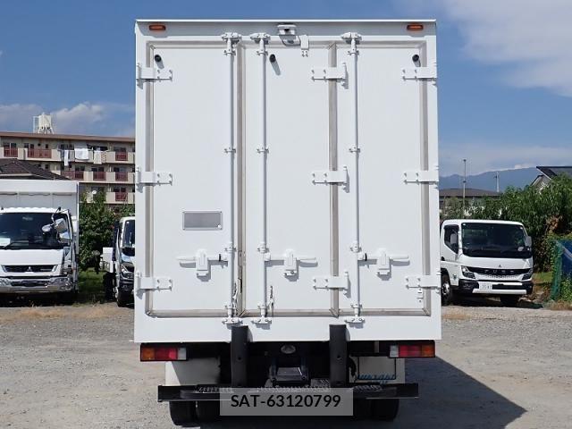 Mitsubishi CANTER 2017-02 8626081-5