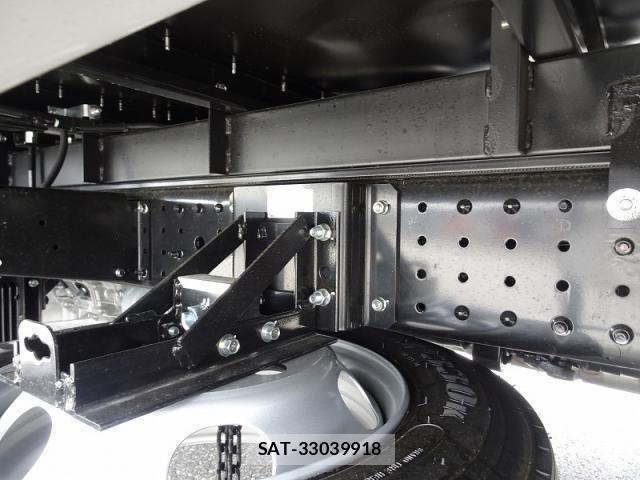 Mitsubishi CANTER 2026-05 8626075-15