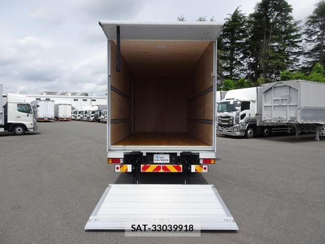 Mitsubishi CANTER 2026-05 8626075-7