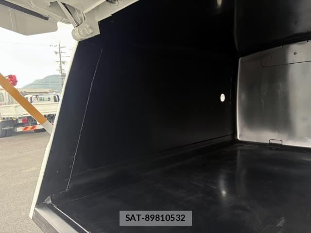 Mitsubishi CANTER 2026-04 8626071-15