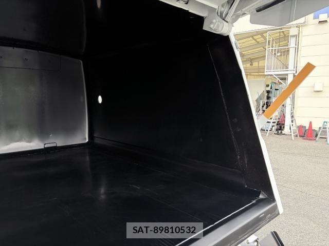 Mitsubishi CANTER 2026-04 8626071-16