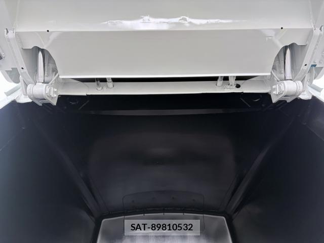 Mitsubishi CANTER 2026-04 8626071-17
