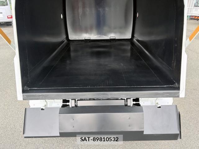 Mitsubishi CANTER 2026-04 8626071-18