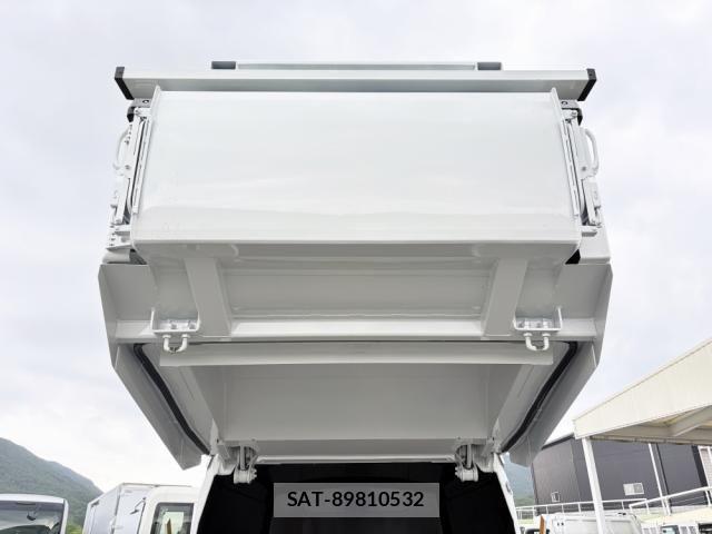 Mitsubishi CANTER 2026-04 8626071-19