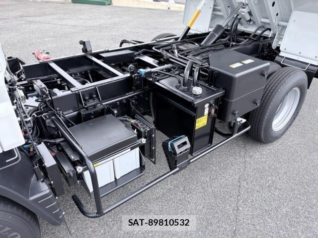 Mitsubishi CANTER 2026-04 8626071-28