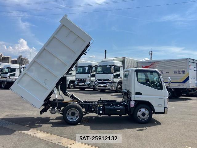 Mitsubishi CANTER 2025-09 8626074-5